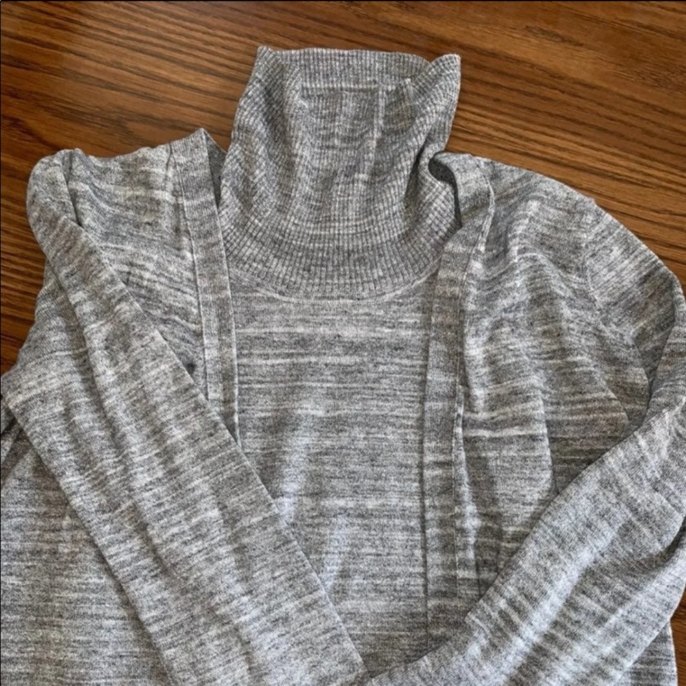 Calvin Klein set- sleeveless turtleneck
